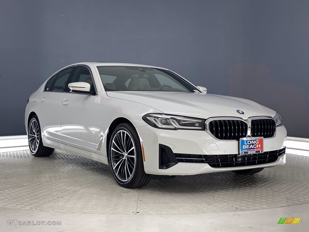 2021 5 Series 530i Sedan - Mineral White Metallic / Canberra Beige photo #9