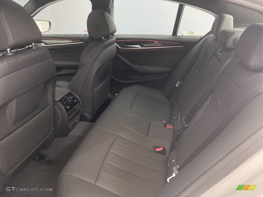 2021 5 Series 530i Sedan - Alpine White / Black photo #17