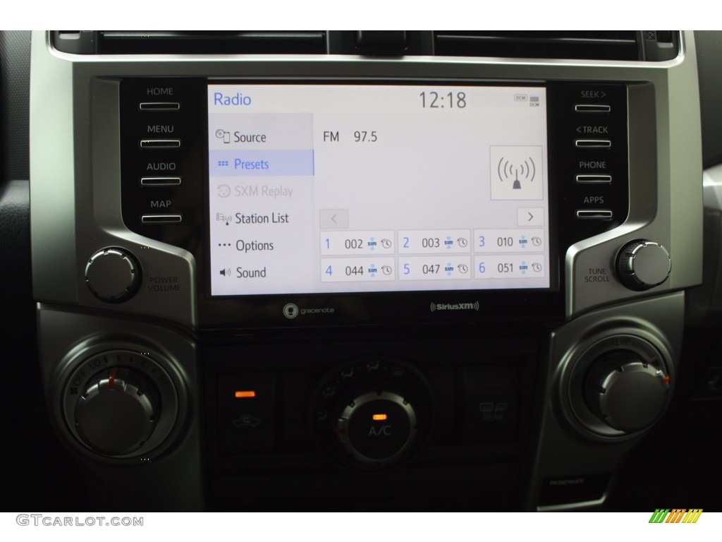 2021 4Runner SR5 - Super White / Black/Graphite photo #15