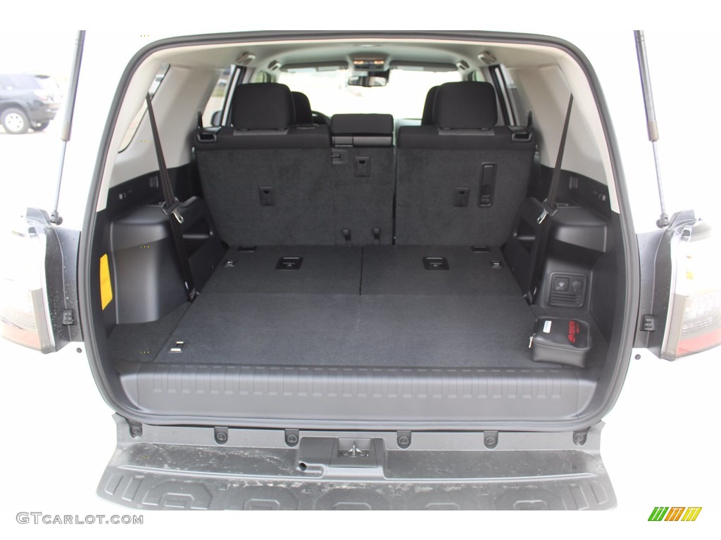 2021 4Runner SR5 - Super White / Black/Graphite photo #21