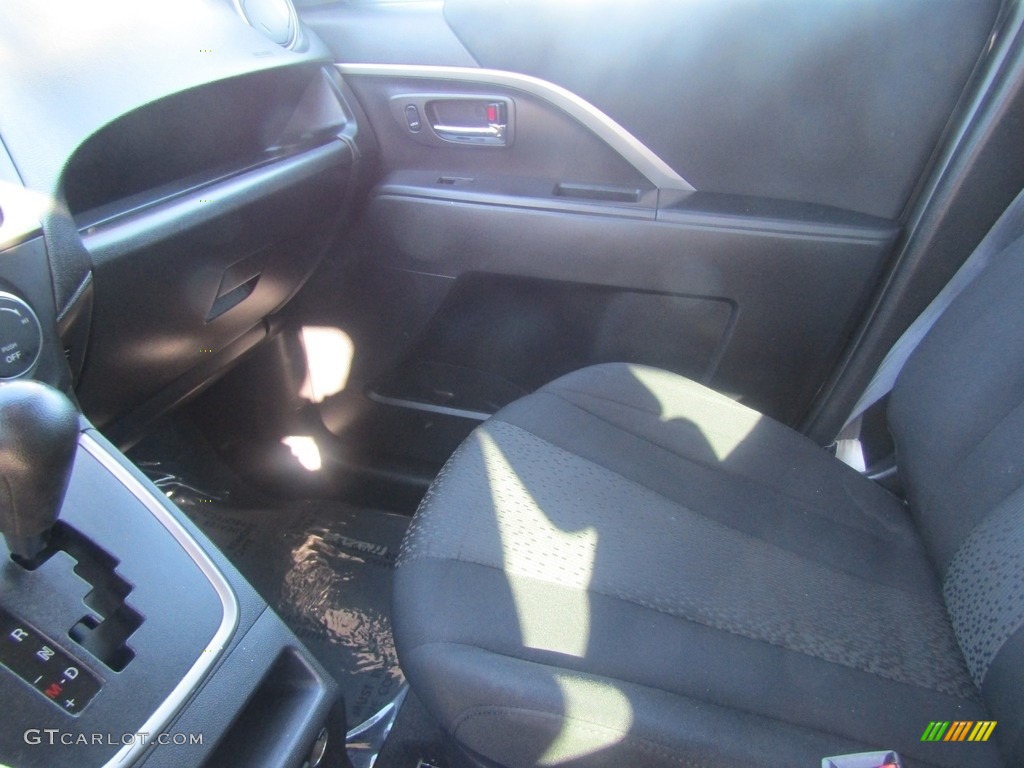 2012 MAZDA5 Sport - Liquid Silver Metallic / Black photo #33