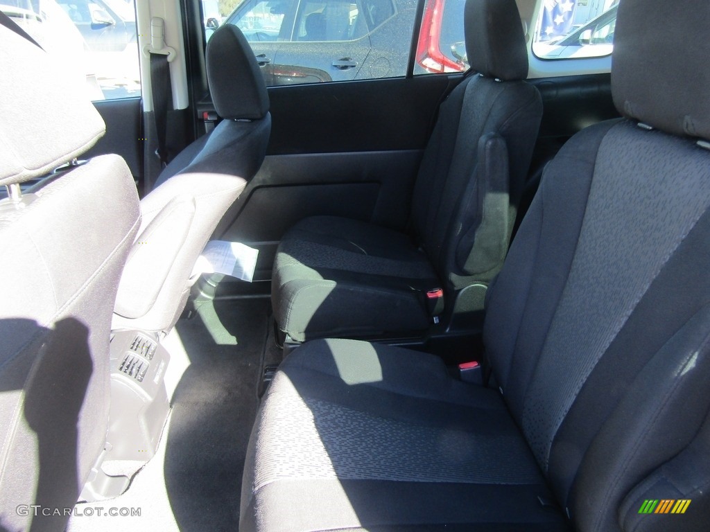 2012 MAZDA5 Sport - Liquid Silver Metallic / Black photo #36