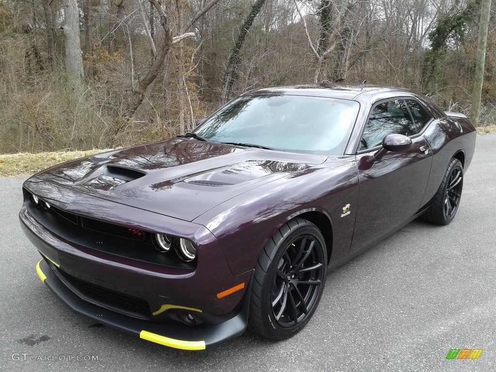 2021 Challenger R/T Scat Pack - Hellraisin / Black photo #2