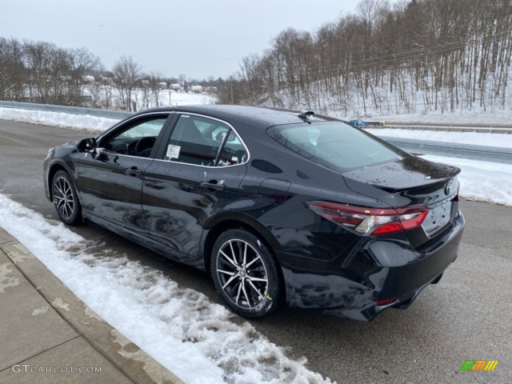 2021 Camry SE - Midnight Black Metallic / Black photo #2