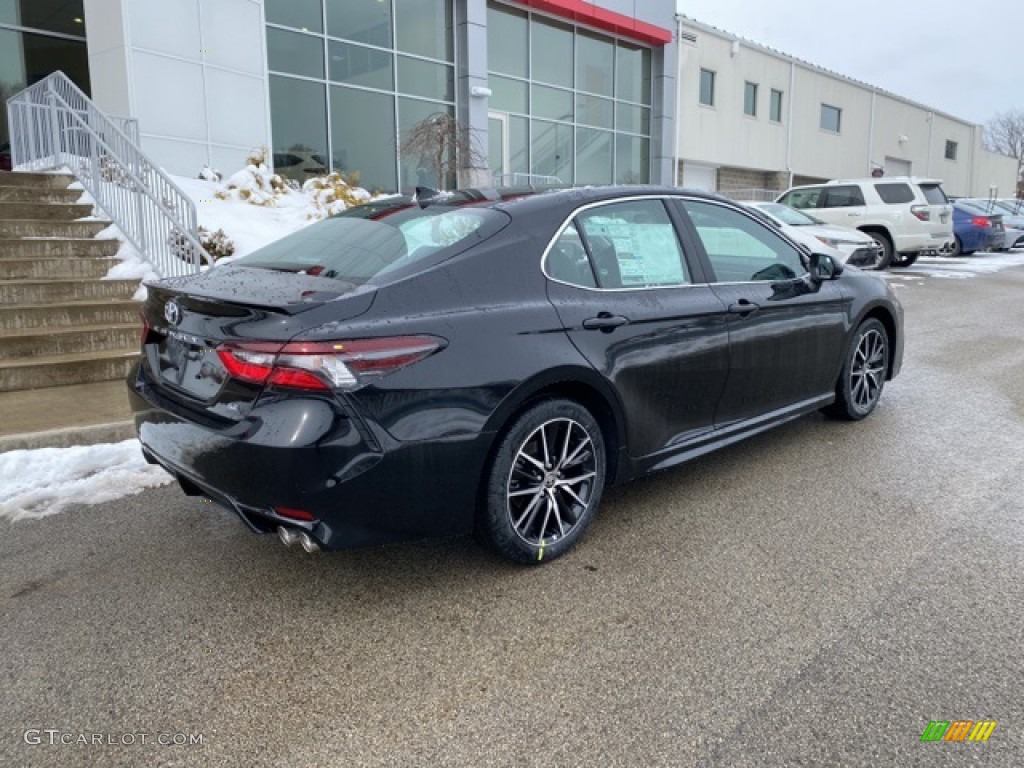 2021 Camry SE - Midnight Black Metallic / Black photo #13