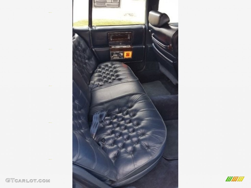 Dark Blue Interior 1986 Cadillac Fleetwood Brougham D'Elegance Photo #141089340