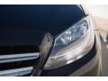 Black - C 300 Sedan Photo No. 9