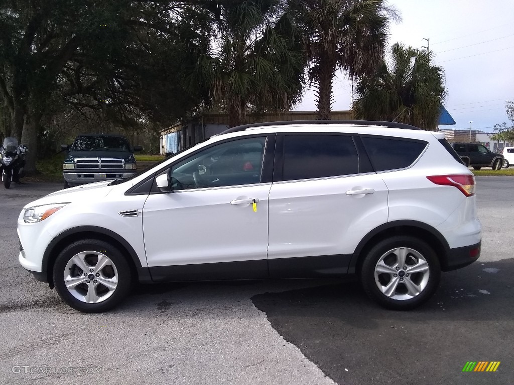 2016 Escape SE 4WD - Oxford White / Charcoal Black photo #6