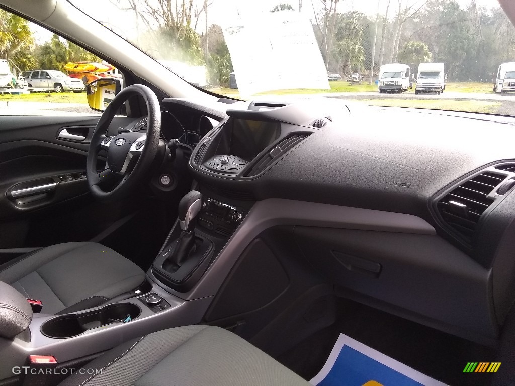 2016 Escape SE 4WD - Oxford White / Charcoal Black photo #18