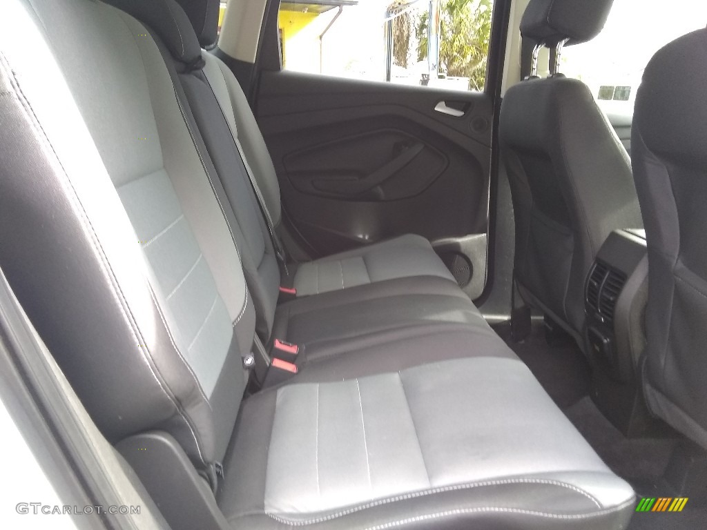 2016 Escape SE 4WD - Oxford White / Charcoal Black photo #20