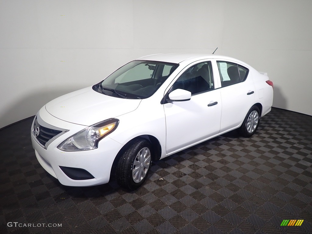 2017 Versa S - Fresh Powder White / Charcoal photo #8