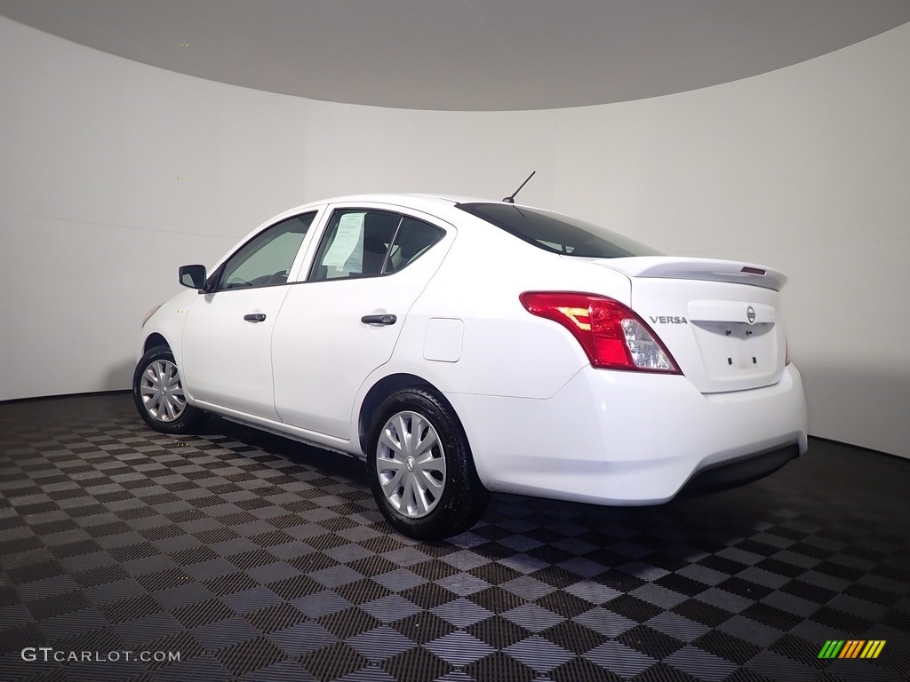2017 Versa S - Fresh Powder White / Charcoal photo #10