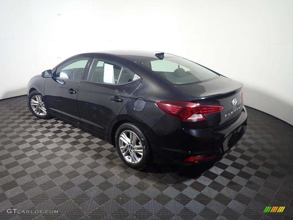 2019 Elantra SEL - Phantom Black / Black photo #12