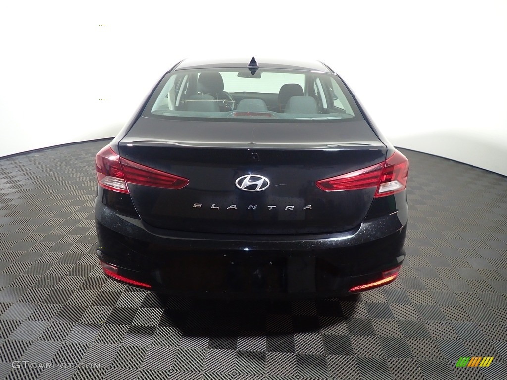 2019 Elantra SEL - Phantom Black / Black photo #13