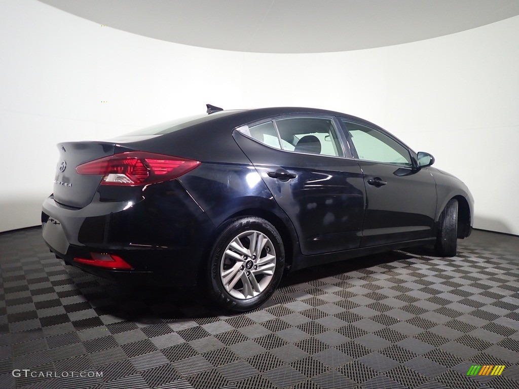 2019 Elantra SEL - Phantom Black / Black photo #16