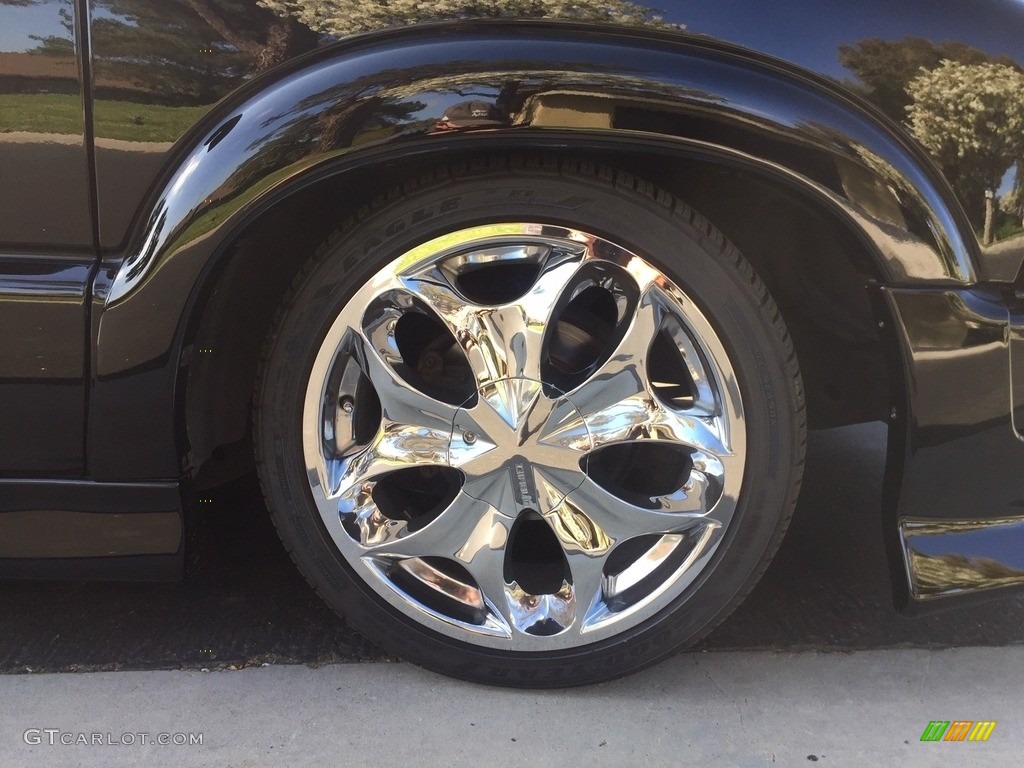 2000 S10 LS Extended Cab - Onyx Black / Graphite photo #21