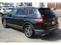 Deep Black Pearl - Tiguan SEL Photo No. 6