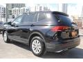 Deep Black Pearl - Tiguan S Photo No. 7
