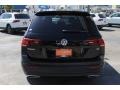 Deep Black Pearl - Tiguan S Photo No. 8