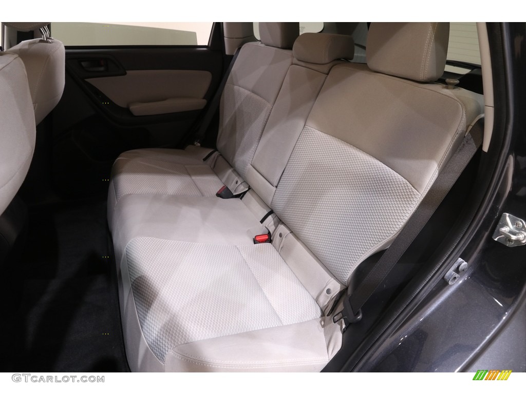 2015 Forester 2.5i Premium - Dark Gray Metallic / Gray photo #17