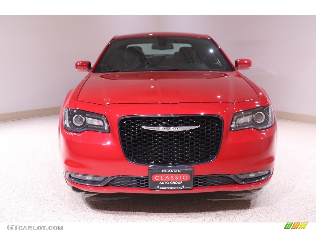 2016 300 S AWD - Redline Red Tri-Coat Pearl / Black photo #2