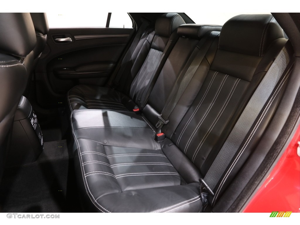 2016 300 S AWD - Redline Red Tri-Coat Pearl / Black photo #20