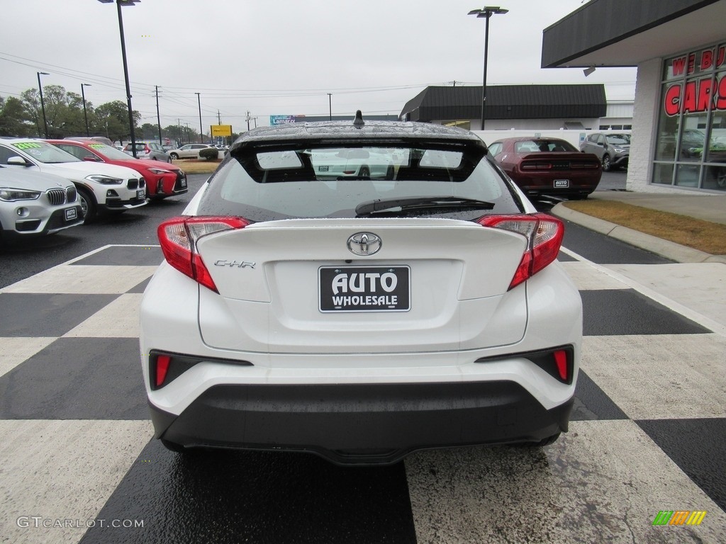 2020 C-HR XLE - Blizzard Pearl / Black photo #4