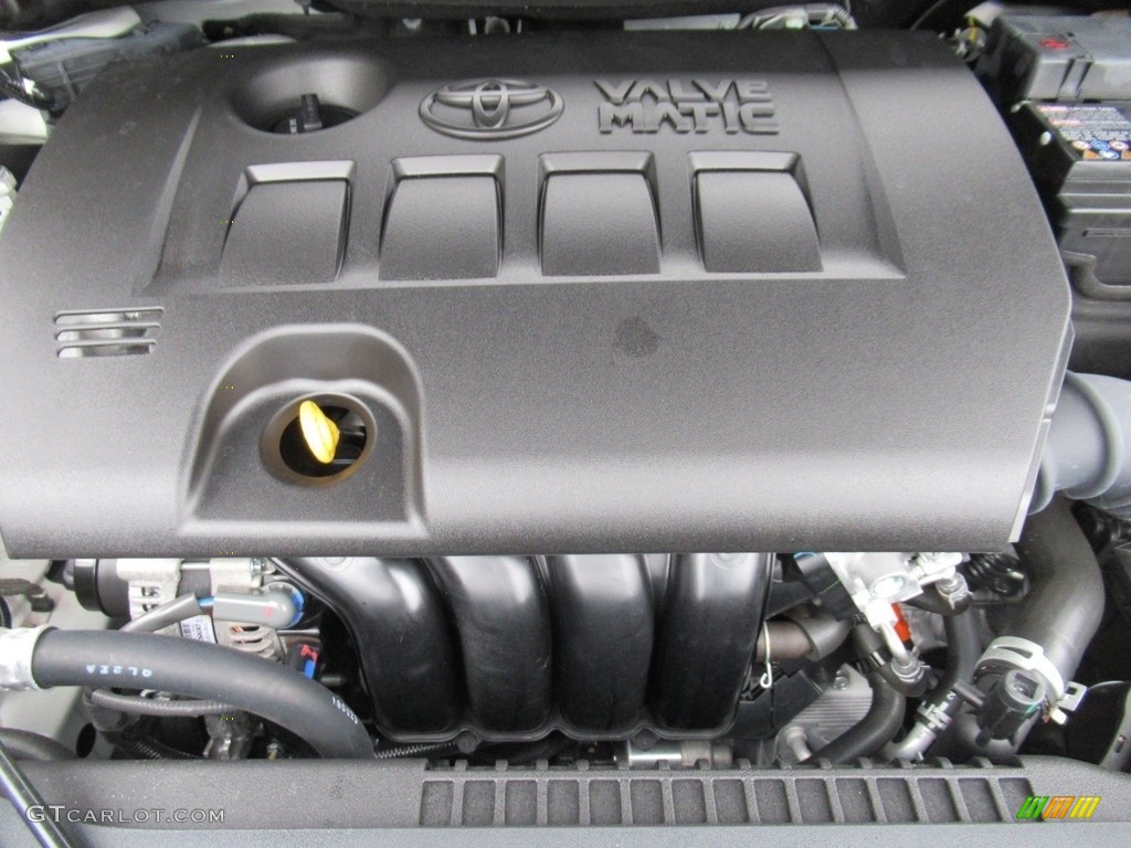 2020 C-HR XLE - Blizzard Pearl / Black photo #6