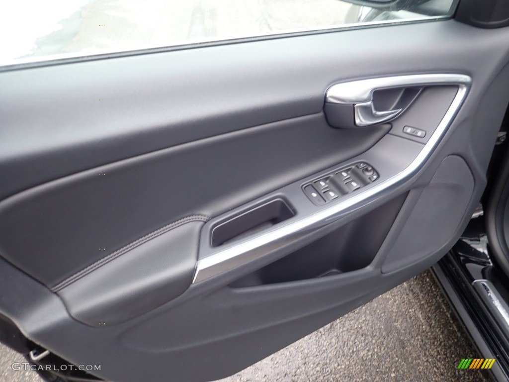 2015 Volvo S60 T5 Premier AWD Door Panel Photos