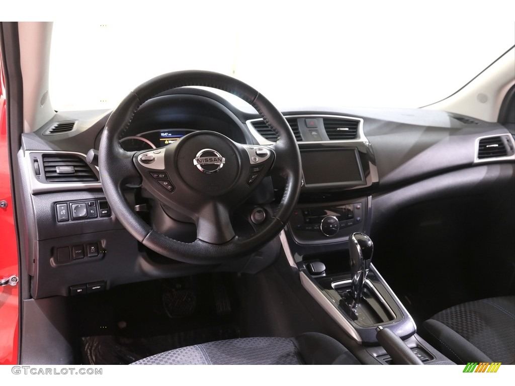 2019 Sentra SR - Red Alert / Charcoal photo #6