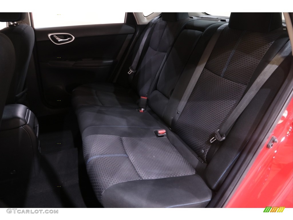 2019 Sentra SR - Red Alert / Charcoal photo #18