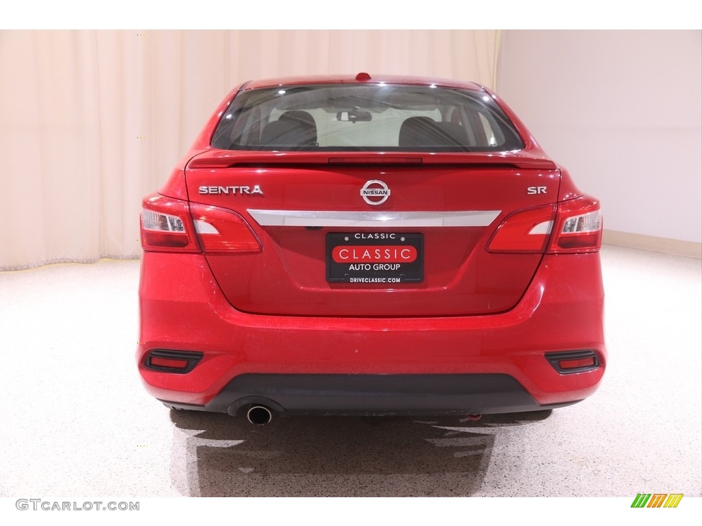 2019 Sentra SR - Red Alert / Charcoal photo #19