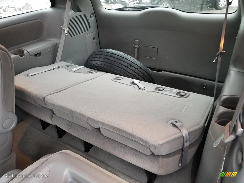 2004 Sienna LE AWD - Phantom Gray Pearl / Fawn Beige photo #16