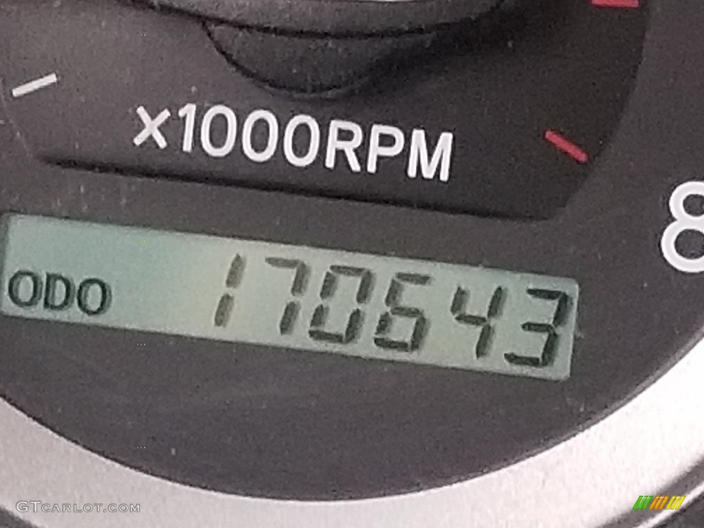 2004 Sienna LE AWD - Phantom Gray Pearl / Fawn Beige photo #18