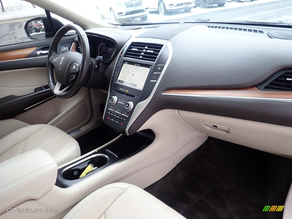 2017 MKC Select AWD - Black Velvet / Cappuccino photo #12