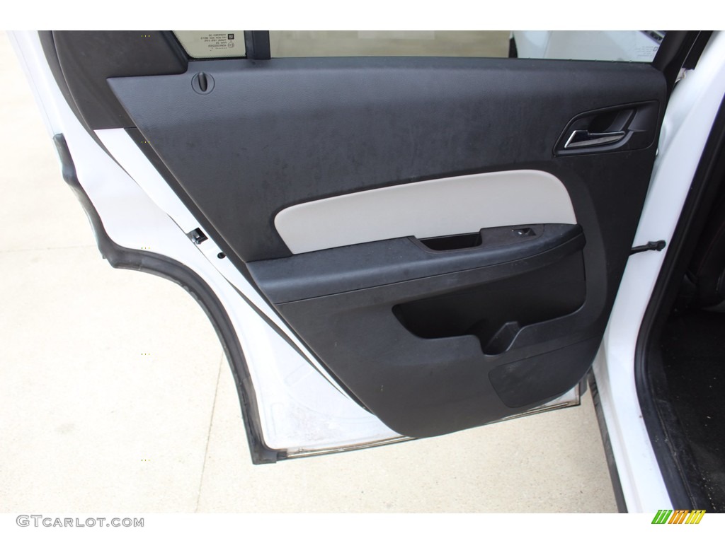 2017 GMC Terrain SLT Light Titanium Door Panel Photo #141108988