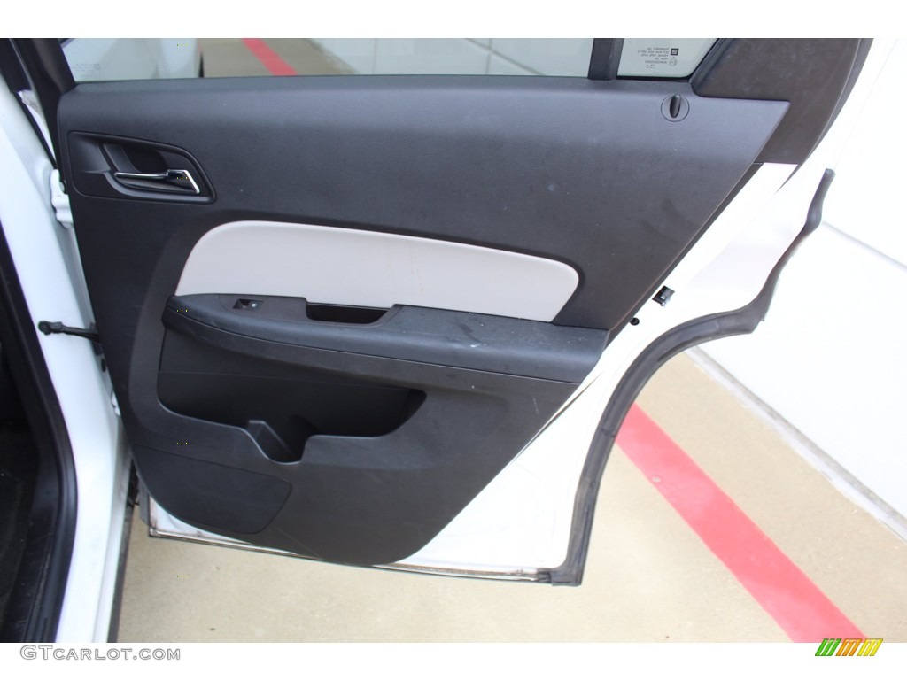 2017 GMC Terrain SLT Light Titanium Door Panel Photo #141109099