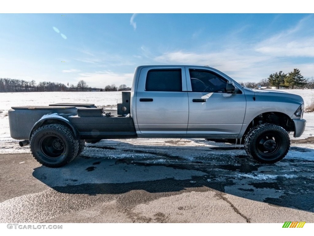 2017 3500 Tradesman Crew Cab 4x4 Dual Rear Wheel - Bright Silver Metallic / Black/Diesel Gray photo #2