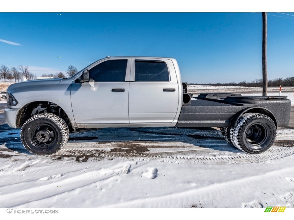 2017 3500 Tradesman Crew Cab 4x4 Dual Rear Wheel - Bright Silver Metallic / Black/Diesel Gray photo #6