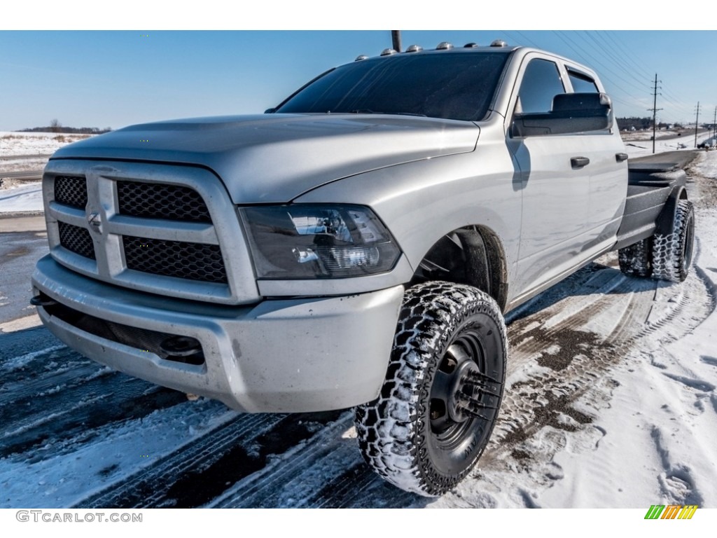 2017 3500 Tradesman Crew Cab 4x4 Dual Rear Wheel - Bright Silver Metallic / Black/Diesel Gray photo #8
