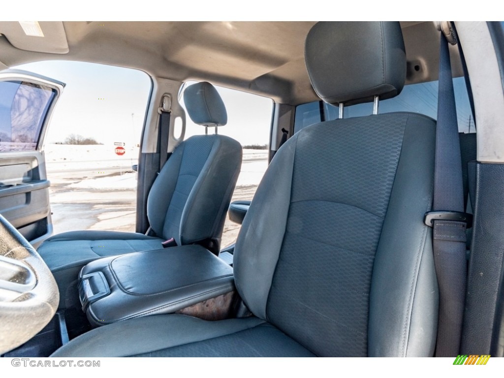 2017 3500 Tradesman Crew Cab 4x4 Dual Rear Wheel - Bright Silver Metallic / Black/Diesel Gray photo #12