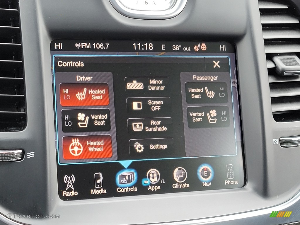 2015 Chrysler 300 C Controls Photo #141110632