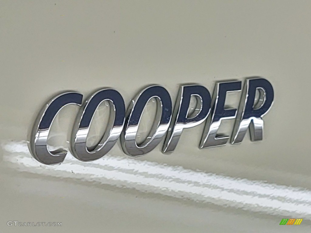 2021 Mini Hardtop Cooper 2 Door Marks and Logos Photos