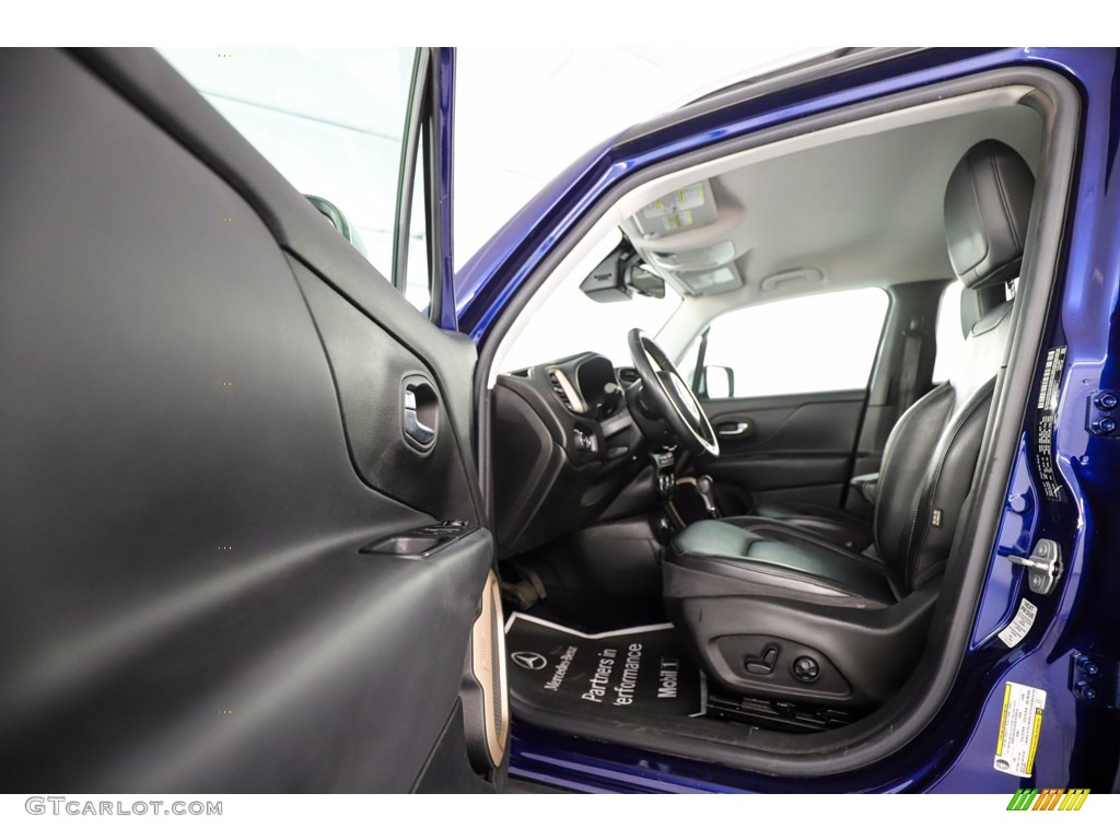 Black Interior 2016 Jeep Renegade Limited Photo #141115990