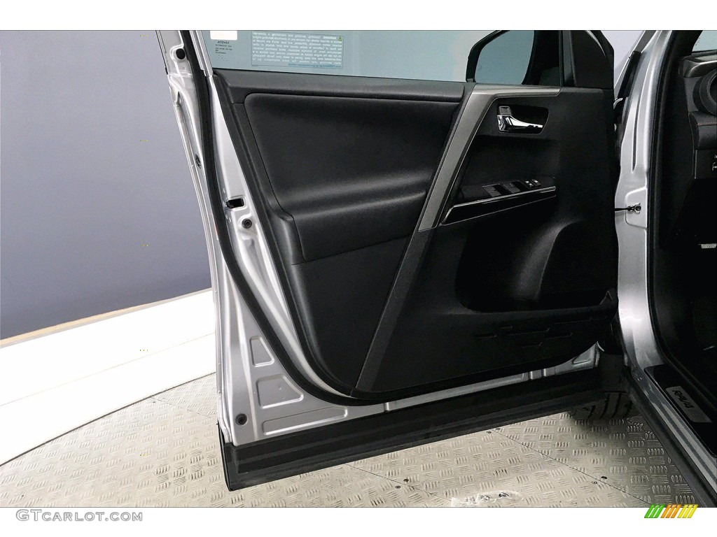 2016 RAV4 SE - Silver Sky Metallic / Black photo #23