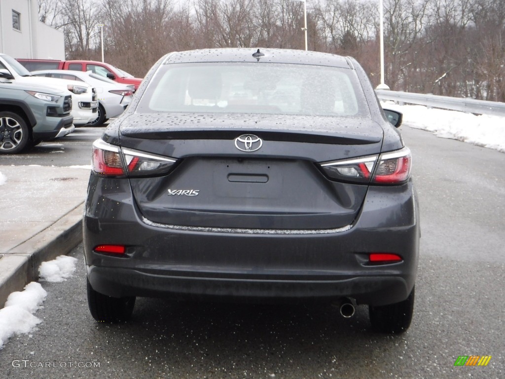 2019 Yaris LE - Graphite / Gray photo #13