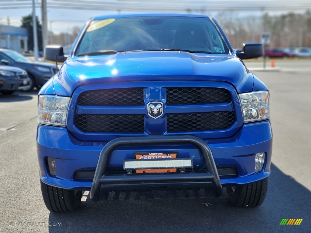 2018 1500 Express Quad Cab 4x4 - Blue Streak Pearl / Black/Diesel Gray photo #13