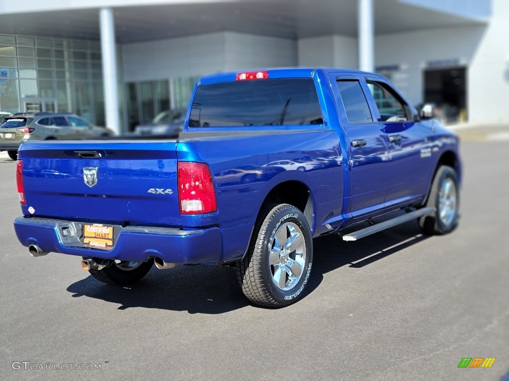 2018 1500 Express Quad Cab 4x4 - Blue Streak Pearl / Black/Diesel Gray photo #19
