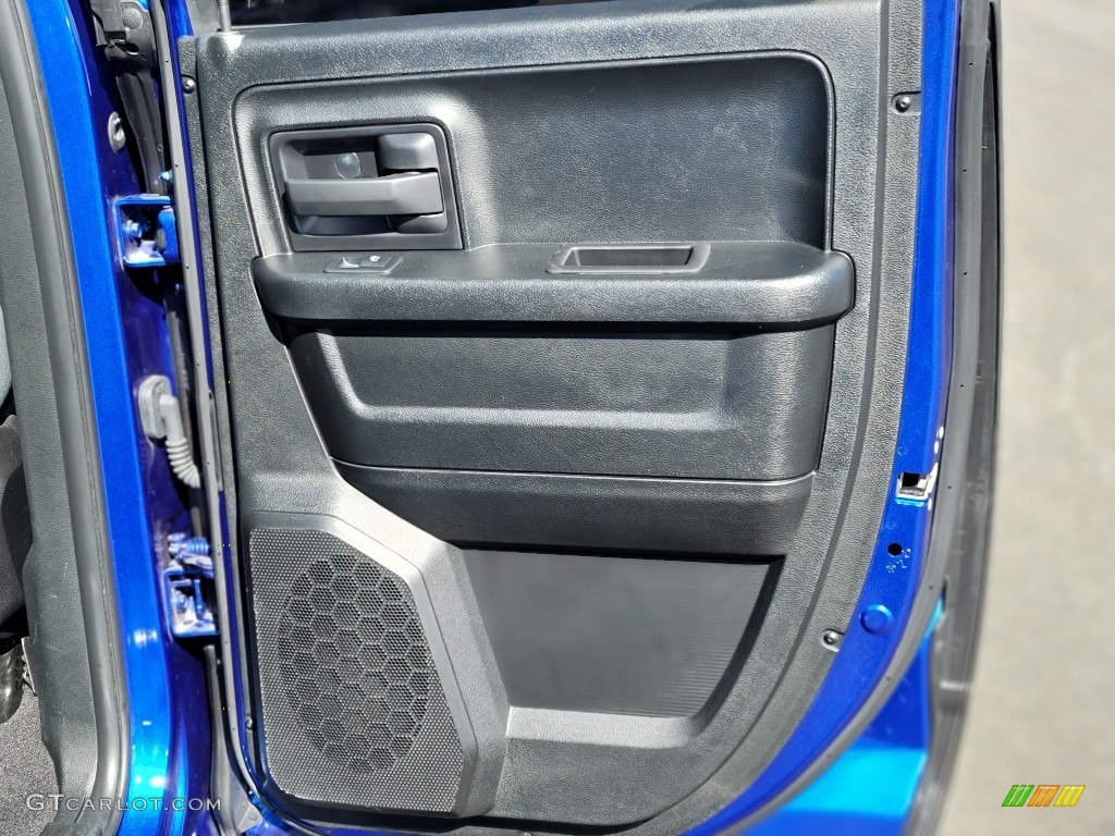 2018 1500 Express Quad Cab 4x4 - Blue Streak Pearl / Black/Diesel Gray photo #24