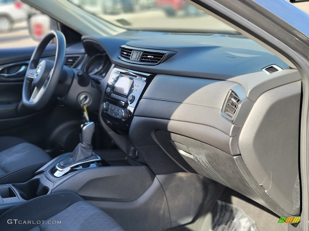 2017 Rogue S AWD - Gun Metallic / Charcoal photo #22